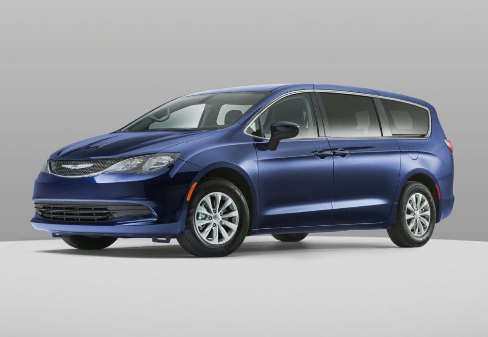 2020 Chrysler Voyager